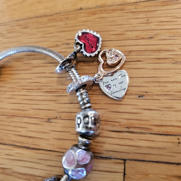 Pandora Bangle bracelet with 8 charms - Picture 4 of 7